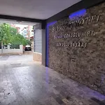 Sky & Apartahotel