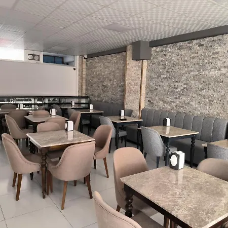 Sky & Hotel de apartamente *