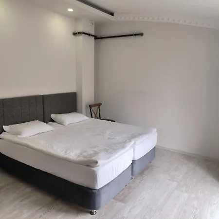 Sky & Aparthotel