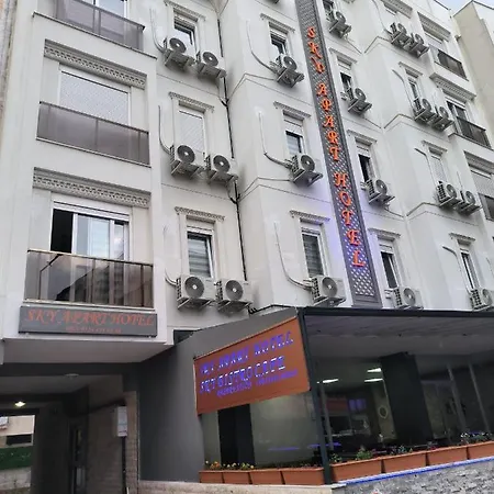 Aparthotel Sky &