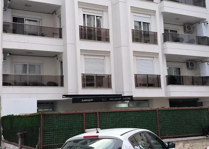 Sky & Ξενοδοχείο με διαμερίσματα Αττάλεια