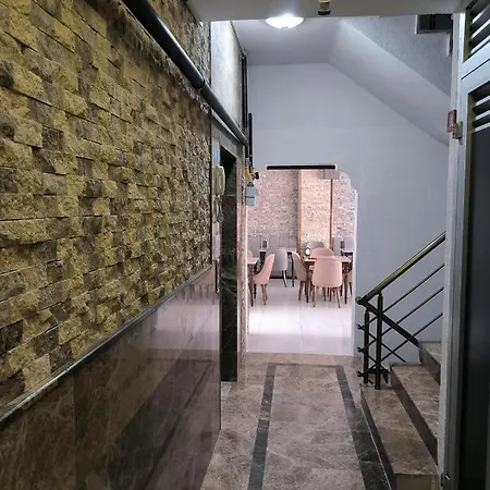 Apartmanhotel Sky & *