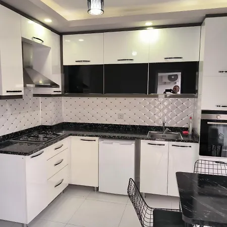 Apartmanhotel Sky & *